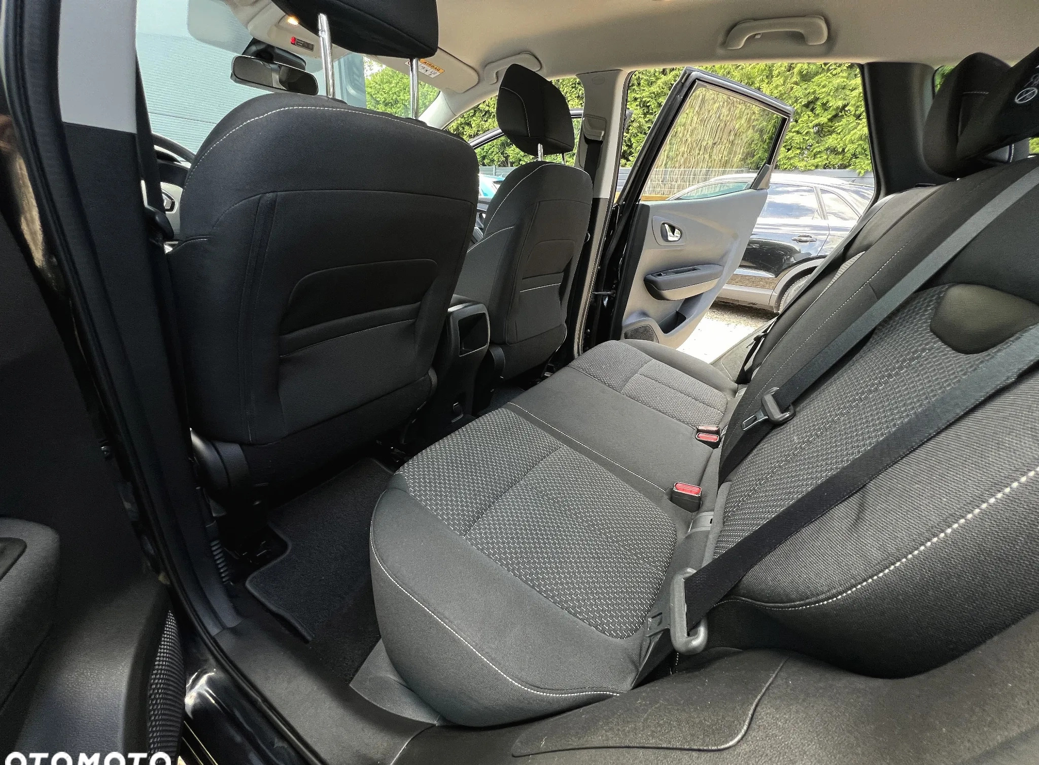 Renault Kadjar cena 59900 przebieg: 140000, rok produkcji 2017 z Gdańsk małe 667